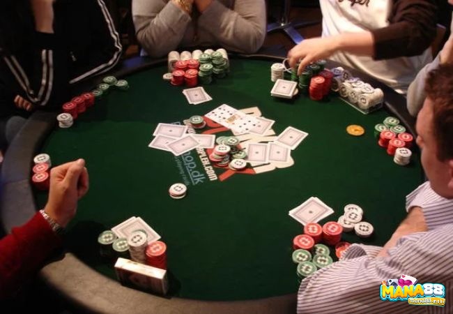 Người thắng trong Poker là người có bộ bài mạnh nhất