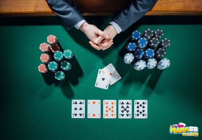 Mục tiêu lớn nhất trong Community card Poker là có 5 lá bài mạnh nhất