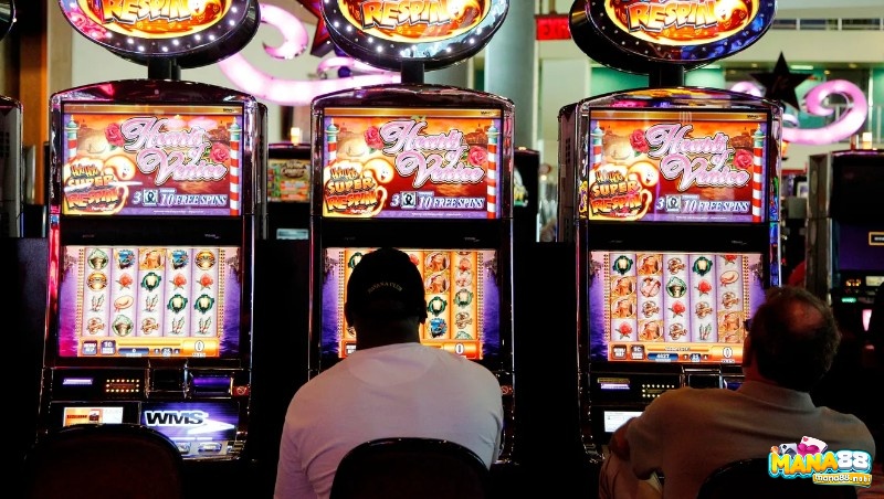 Slot Machine là máy đánh bạc giải trí vô cùng hấp dẫn và thú vị