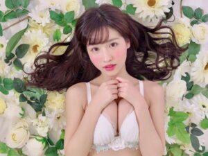 Moko Sakura - Nữ diễn viên JAV xinh đẹp với thân hình quyến rũ