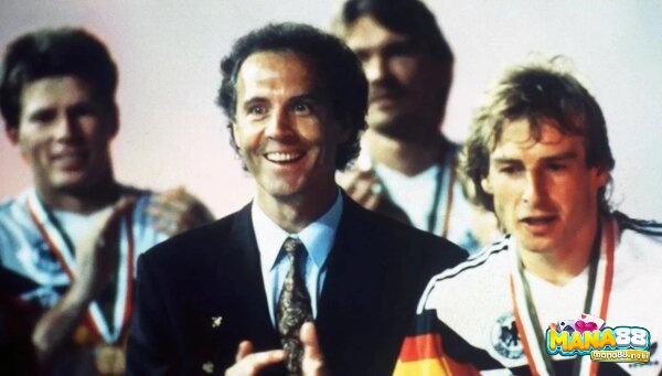 Beckenbauer dẫn dắt tuyển Đức vô địch World Cup 1990