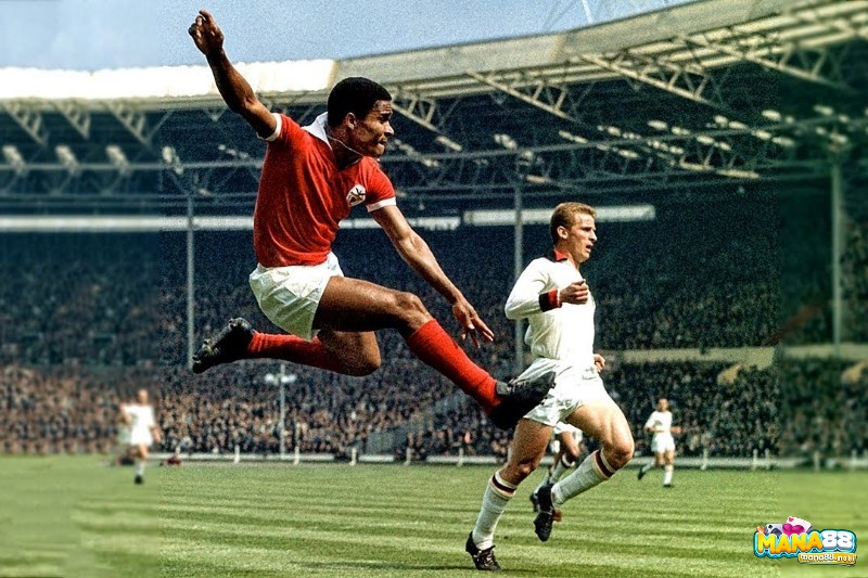 Eusébio không chỉ là thành viên của đội Benfica mà còn là nhân vật chủ chốt