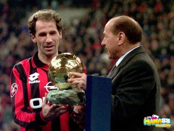 Franco Baresi có một sự nghiệp vang dội tại San Siro