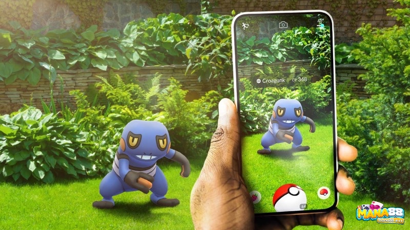 Pokémon Go với cơ chế bắt Pokémon trong môi trường thực tế cực sống động