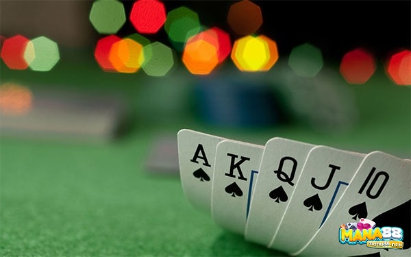 Thùng phá sảnh chất bích trong poker