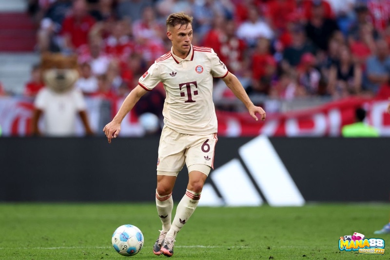 Joshua Kimmich hậu vệ hay nhất c1 kiêm tiền vệ chiến lược của Bayern