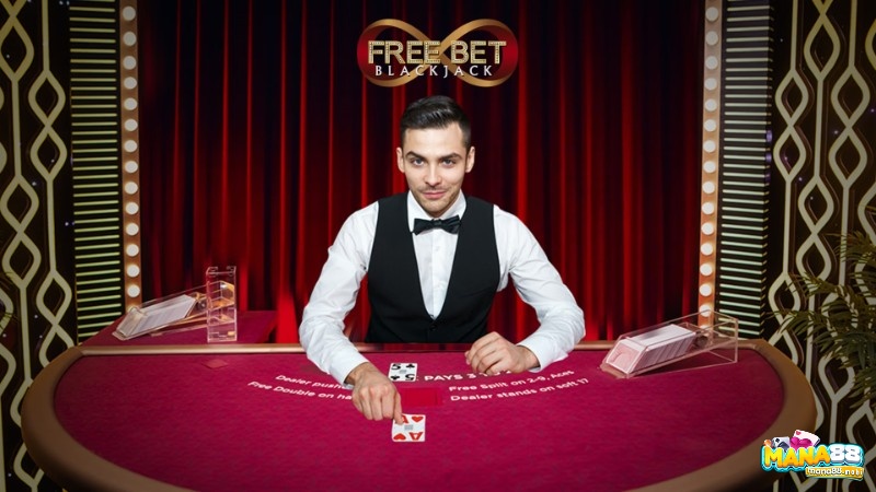 Free Bet Blackjack là một phiên bản cải tiến của Blackjack truyền thống, tạo ra cơ hội thú vị để tăng lợi nhuận mà không tăng rủi ro ban đầu