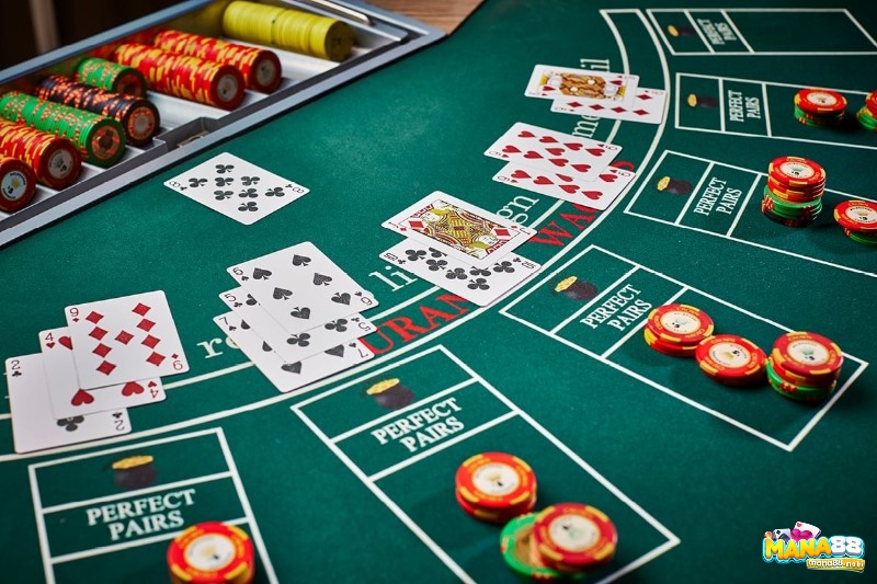 Khi có cơ hội free double down, người chơi nên tận dụng tối đa tính năng này vì không có rủi ro tài chính bổ sung