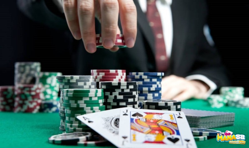 Một trong những sai lầm nghiêm trọng nhất áp dụng hoàn toàn basic strategy truyền thống mà không điều chỉnh cho Free Bet