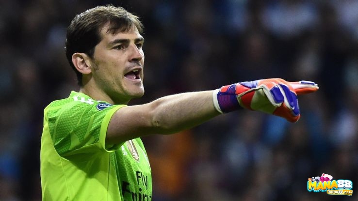 Iker Casil là thủ môn huyền thoại người Tây Ban Nha xuất sắc nằm trong top thủ môn hay nhất C2