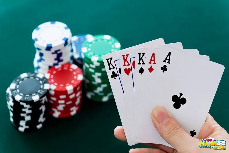 Chơi Poker thiếu kiểm soát có thể dẫn đến rủi ro tài chính và ảnh hưởng đến sức khỏe tinh thần.