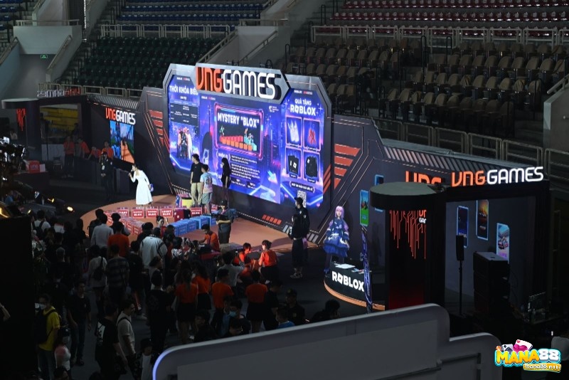 Sự ủng hộ từ cộng đồng game thủ giúp top game PC nhiều người chơi nhất thế giới phát triển bền vững hơn.