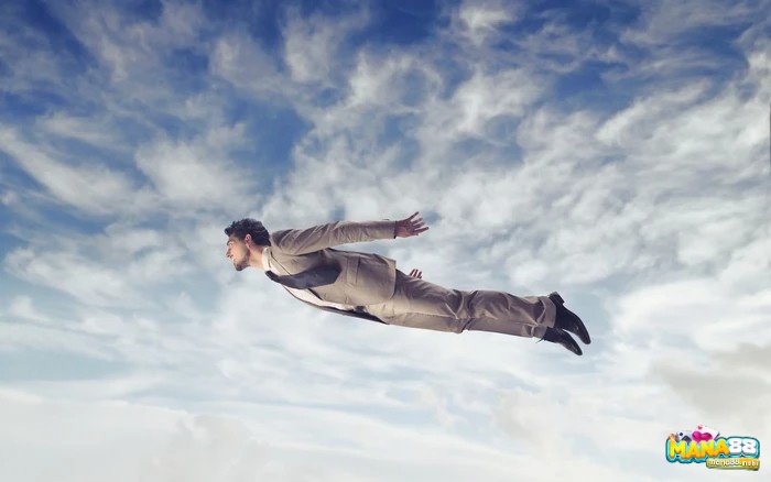 Hình ảnh bay lên thường gắn liền với khát vọng và mong muốn vượt qua giới hạn