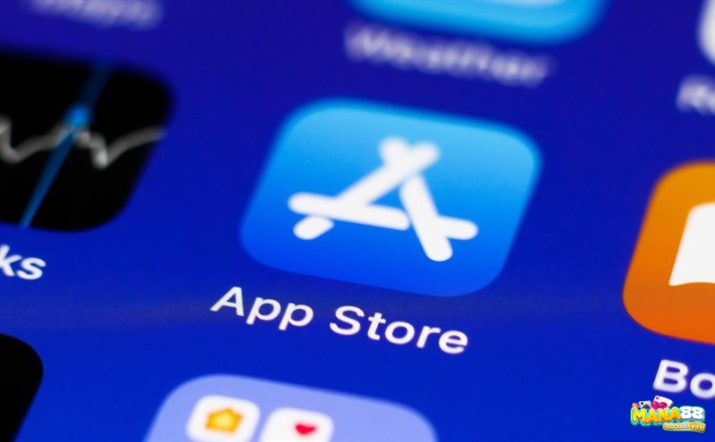 So sánh App Store và phần mềm tải game iOS bên ngoài